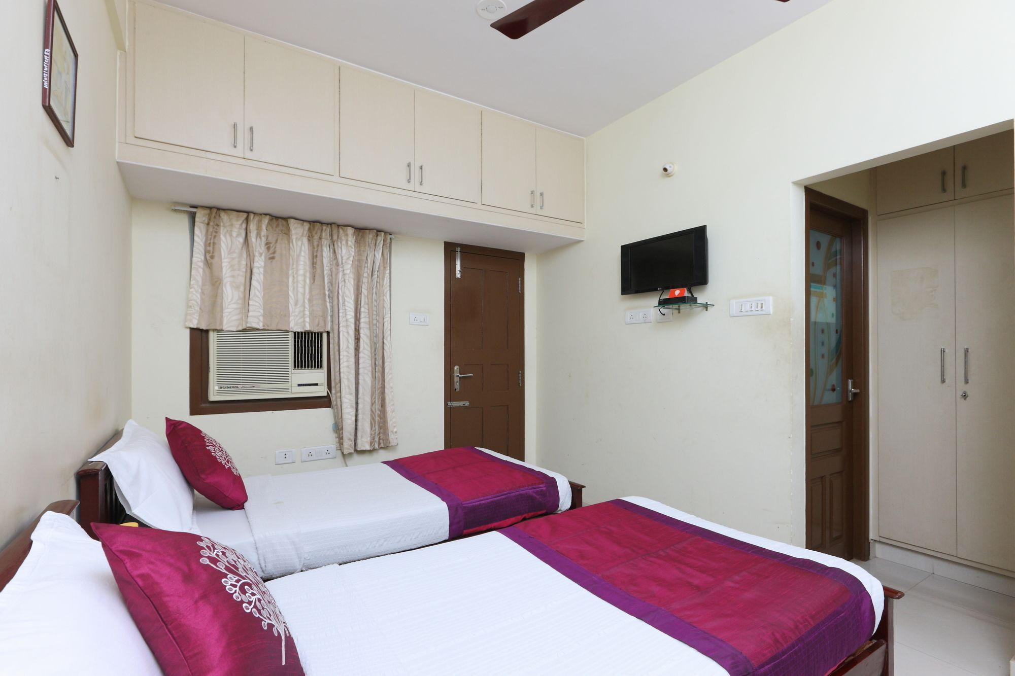 Silverkey Executive 20003 Balaji Hospital Chrompet 2* Chennai